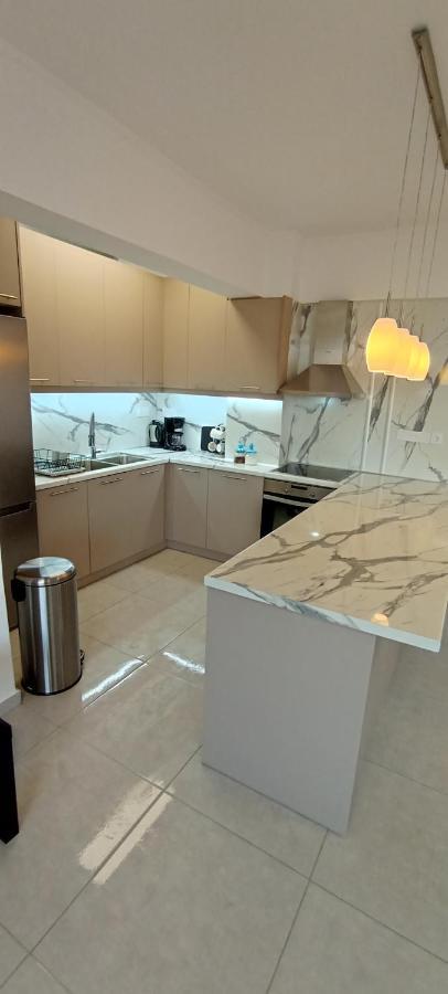 Atlas By Sea Apartment لوتراكي المظهر الخارجي الصورة